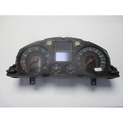Volkswagen Passat B6 Kilometre Saati Gösterge Paneli A2C53145550