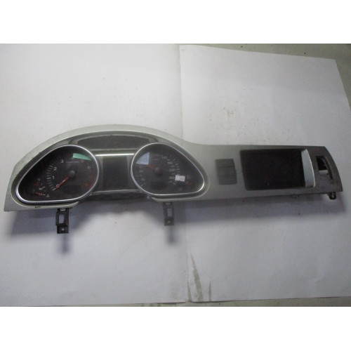Audi Q7 Kilometre Saati Gösterge Paneli 4L0920931C