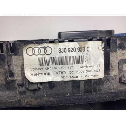 Audi TT Kilometre Saati Gösterge Paneli 8J0920930C