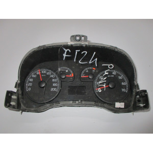 Fiat Punto Benzinli Kilometre Saati Gösterge Paneli 4683368 
