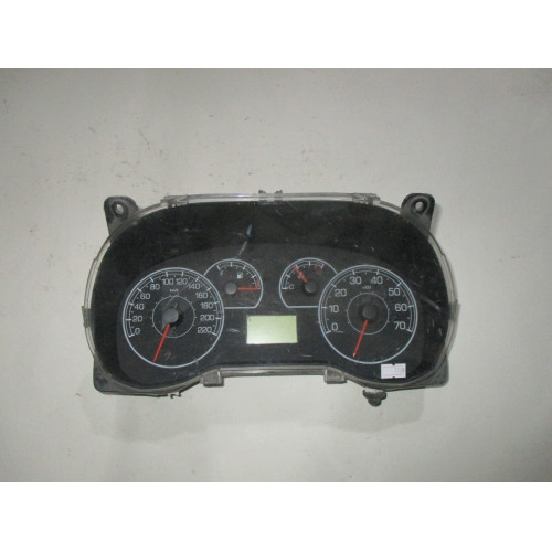 Fiat Grande Punto Benzinli Kilometre Saati Gösterge Paneli 51867545