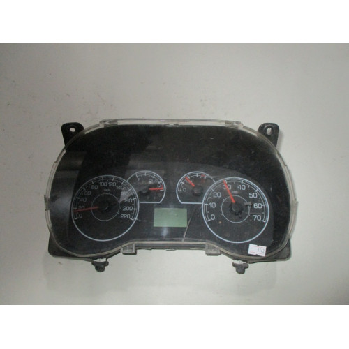 Fiat Grande Punto Benzinli Kilometre Saati Gösterge Paneli 51867546
