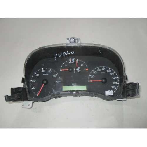 Fiat Punto Benzinli Kilometre Saati Gösterge Paneli 46753574