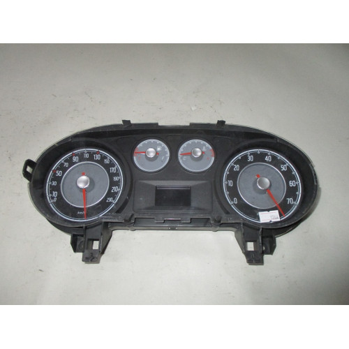 Fiat Punto Evo Benzinli Kilometre Saati Gösterge Paneli 51840519