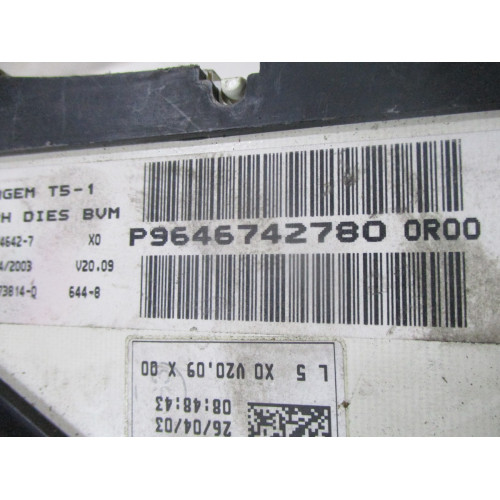 Peugeot 307 Dizel Kilometre Saati Gösterge Paneli P9646742780 sağdaki küçük ekran bozuk 