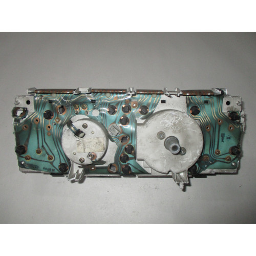 Peugeot 309 Zaman Saatli Kilometre Saati Gösterge Paneli 9753459380