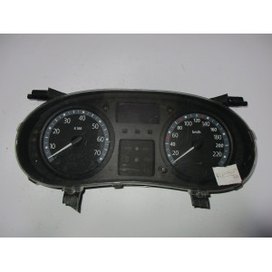 Renault Clio 2 Benzinli Kilometre Saati Gösterge Paneli P8200276525A