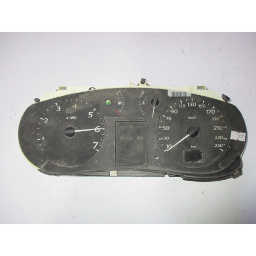 Renault Clio Symbol Benzinli Kilometre Saati Gösterge Paneli P8200748170