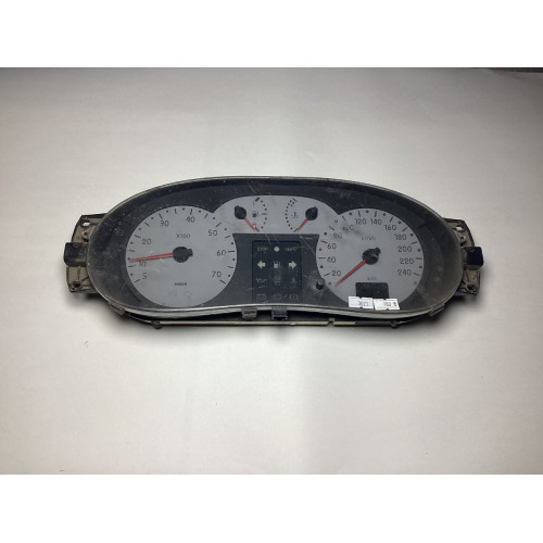 Renault Clio 2 Kilometre Saati Gösterge Paneli P7700436472 21654256-9 1657329B