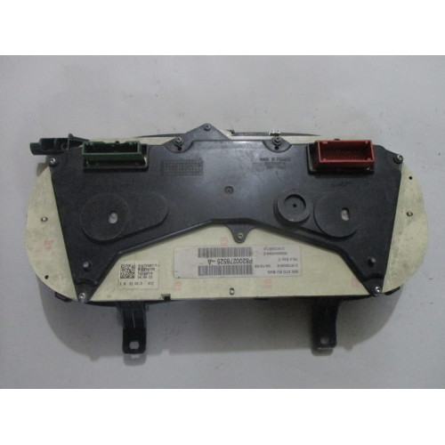 Renault Clio 2 Benzinli Kilometre Saati Gösterge Paneli P8200276525A