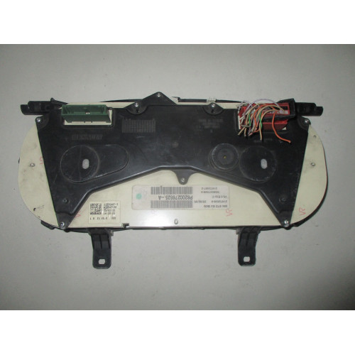 Renault Clio 2 Benzinli Kilometre Saati Gösterge Paneli P8200276525A