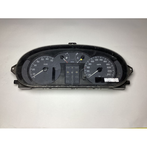 Renault Megane 1 Otomatik Kilometre Saati Gösterge Paneli 8200038772