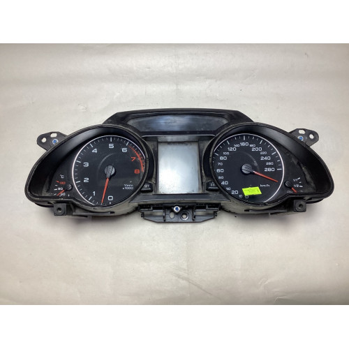 Audi A5 Kilometre Saati Gösterge Paneli 8T0920931C