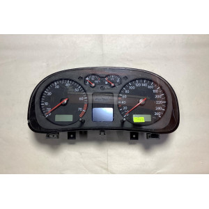 Volkswagen Bora Golf 4 Kilometre Saati Gösterge Paneli 1J0920826AX