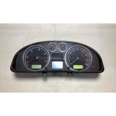 Volkswagen Passat Kilometre Saati Gösterge Paneli 3B0920827A