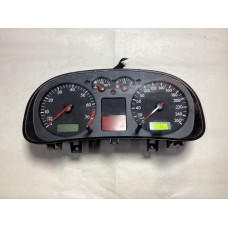Volkswagen Bora Golf 4 Kilometre Saati Gösterge Paneli 1J0920826A