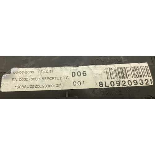 Audi A3 Kilometre Saati Gösterge Paneli 8L0920932M