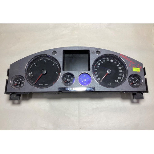 Volkswagen Phaeton Kilometre Saati Gösterge Paneli 3D0920882N 0263619404