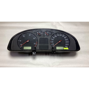 Volkswagen Passat Diesel Instrument Panel Speedometer 3B0920802A 110008960045