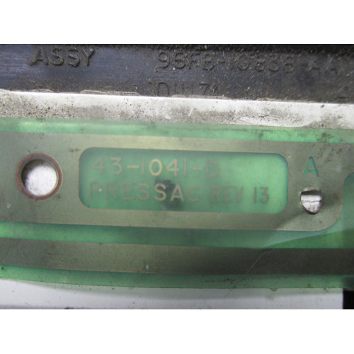 Ford Fiesta Courier Kilometre Saati Gösterge Paneli 431041D