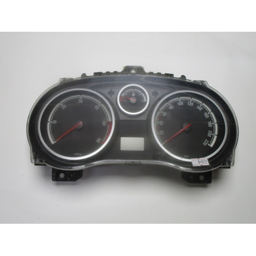 Opel Corsa D Kilometre Saati Gösterge Paneli 28120245-3 1563680