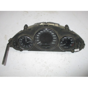  Mercedes W219 Benzinli Kilometre Saati Gösterge Paneli 2195400111