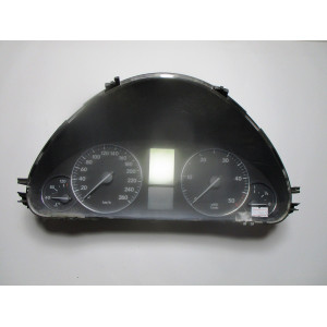 Mercedes C W203 Kilometre Saati Gösterge Paneli A2035404947