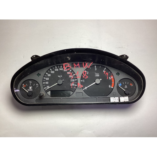 BMW E36 Kilometre Saati Gösterge Paneli 62.11-8361154 110008645
