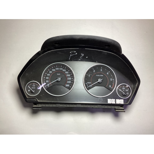 BMW F30 Dizel Gösterge Paneli Kilometre Saati 9232895 9295870-01 