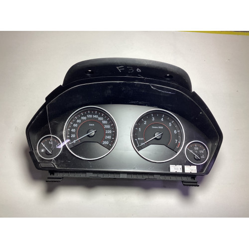 BMW F30 Dizel Gösterge Paneli Kilometre Saati 9232895 9382103-01