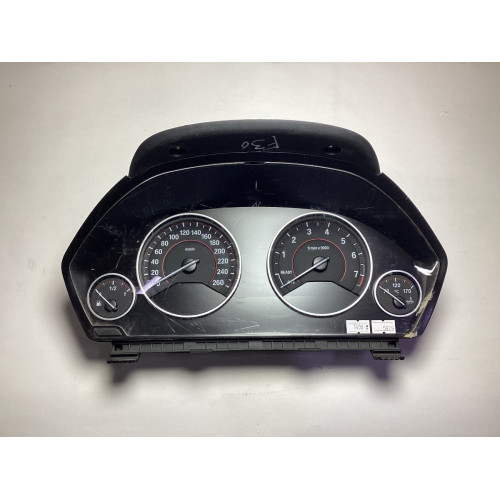 BMW F30 Dizel Gösterge Paneli Kilometre Saati 9232895 9325218-01