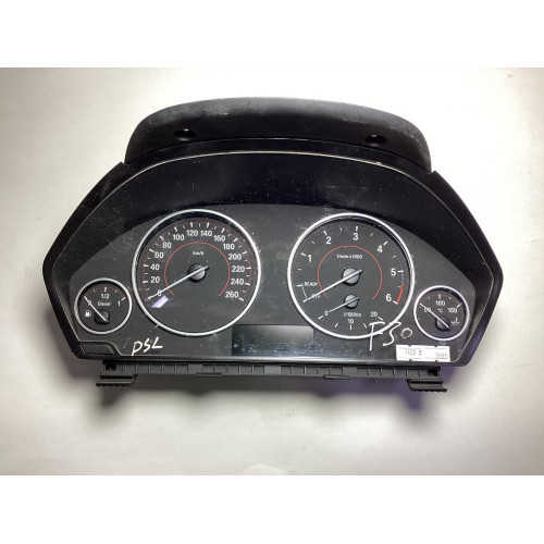 BMW F30 Dizel Gösterge Paneli Kilometre Saati 17649411 62109287494