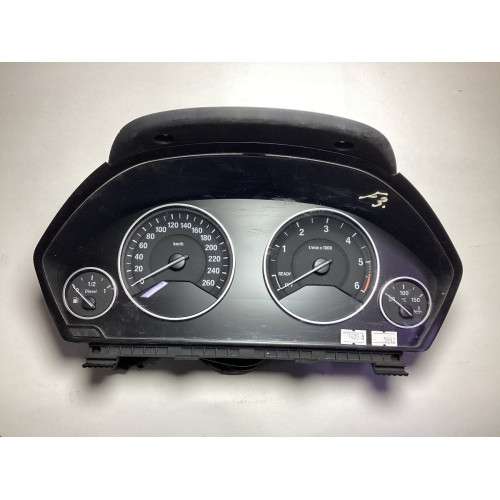 BMW F30 Dizel Gösterge Paneli Kilometre Saati 9232895 9325215-01