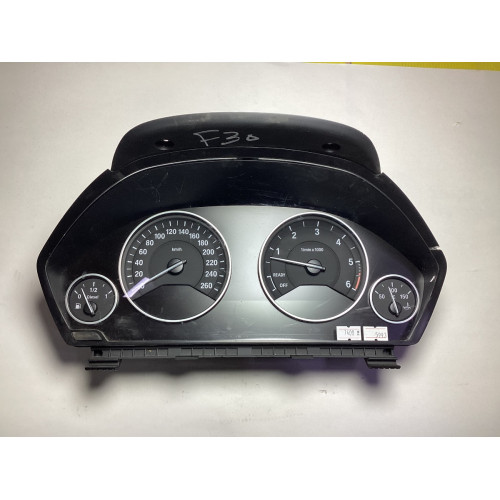 BMW F30 Dizel Gösterge Paneli Kilometre Saati 9232895 9325215-01