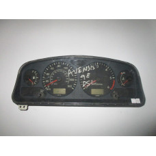 Toyota Avensis Dizel Kilometre Saati Gösterge Paneli 83800-05320