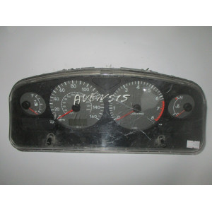 Toyota Avensis Benzinli Kilometre Saati Gösterge Paneli 83800-05390
