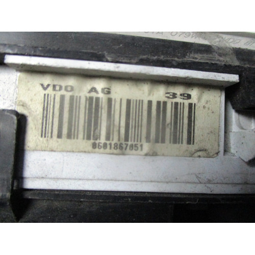 Toyota Avensis Benzinli Kilometre Saati Gösterge Paneli 83800-05390