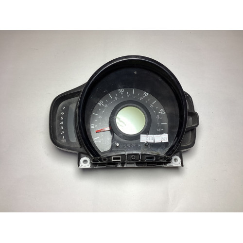 Toyota Aygo Kilometre Saati Gösterge Paneli 769167-330U
