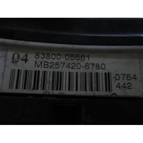 Toyota Avensis Benzinli Kilometre Saati Gösterge Paneli 83800-05561 MB257420-6780