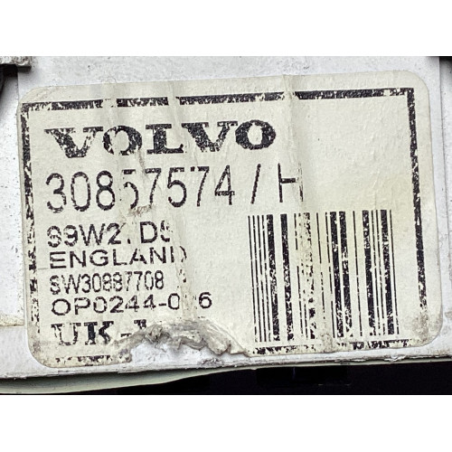 Volvo V40 S40 Gösterge Paneli Kilometre Saati 30857574H SW30887708A