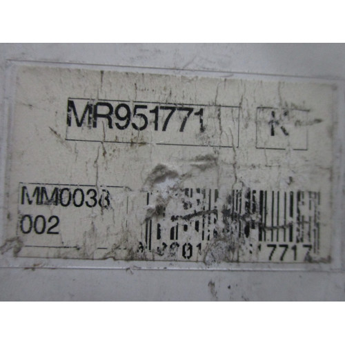  Mitsubishi Colt Benzinli Kilometre Saati Gösterge Paneli MR951771