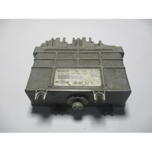 Volkswagen Golf 3 1.8 Motor Beyni 0261203707 1H0907311P