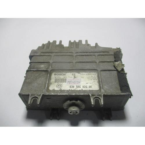 Volkswagen Polo 1.0 Motor Beyni 0261203744 030906026AK