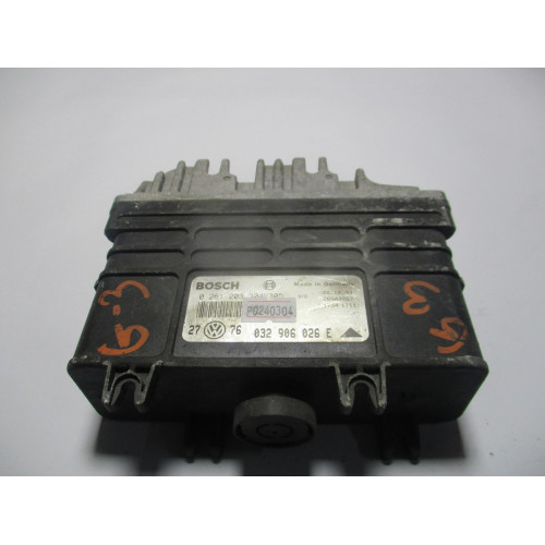 Volkswagen Golf 1.8 Motor Beyni 0261203304 032906026E