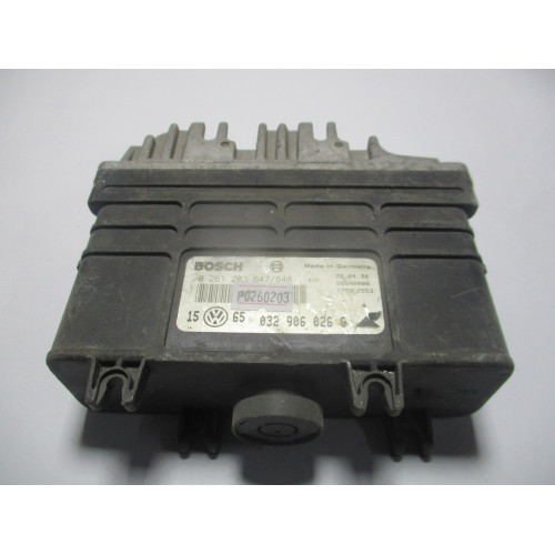 Volkswagen Golf 3 1.6 Motor Beyni 0261203647 032906026G