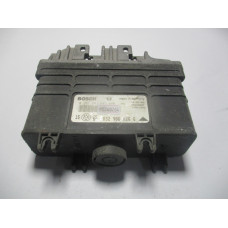 Volkswagen Golf 3 1.6 Motor Beyni 0261203647 032906026G