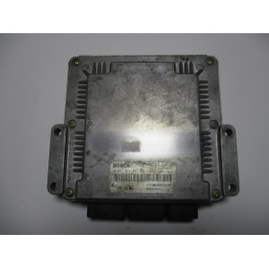 Volvo S40 V40 1.9 Motor Beyni 0281011087 HOM8200065996 8200233343