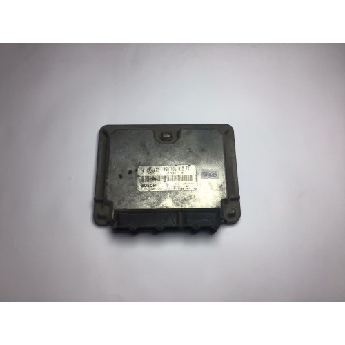 Volkswagen Golf 2.0 Motor Beyni M5.9.2 0261206261 06A906018FK