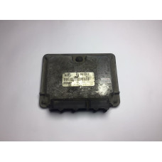 Volkswagen Golf 1.8 Motor Beyni 0261204673 06A906018R