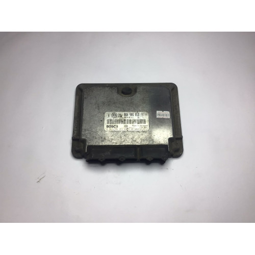 Volkswagen Golf 2.0 Motor Beyni M5.9.2 0261206261 06A906018FK